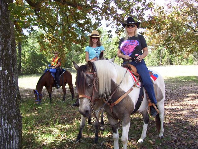 11-Robin, Tory & Kathy.jpg